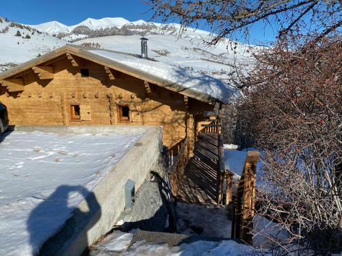 Haut de Chalet L'entasse N�9
