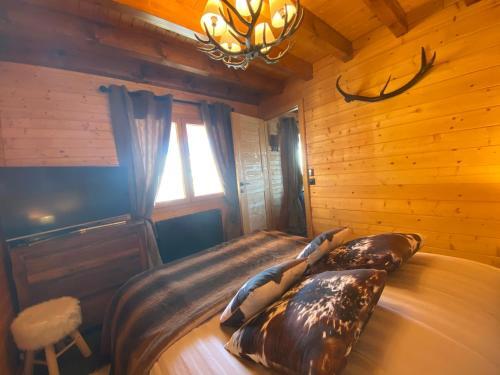 Haut de Chalet L'entasse N�9