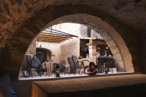Hotel H�tel La F�te En Provence