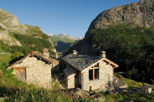 Hostal Chalet Colinn