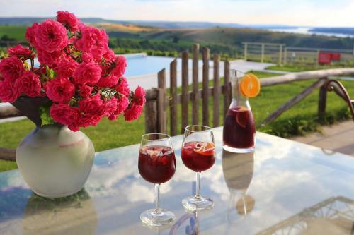 Seven Generations Winery Hotel