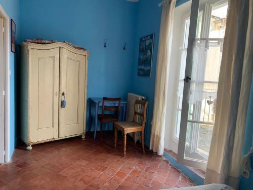 Hostal La Sarrasine