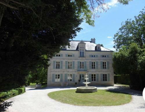 Villa Demeure de Prestige Avec Piscine Chauff�e Et Spa