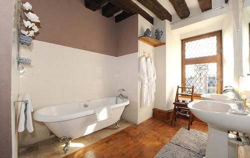 Hotel Chateau de Jallanges - Les Collectionneurs