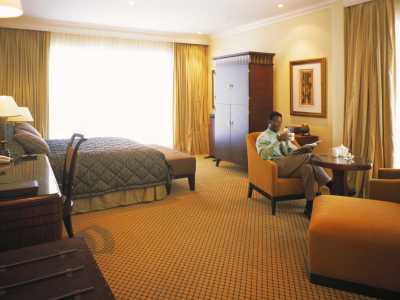 Hotel Intercontinental Airport Sun