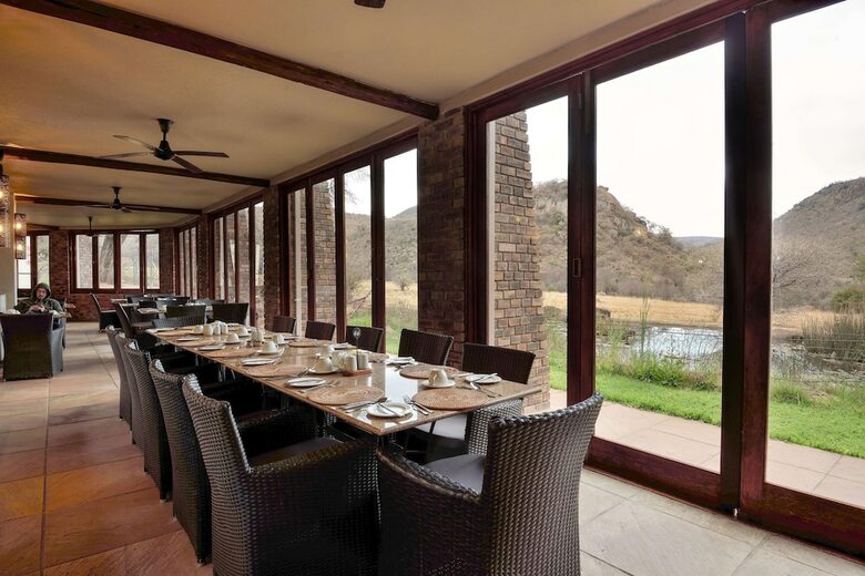 Hotel Kwa Maritane Bush Lodge