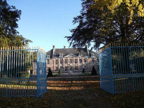 Hostal Ch�teau De Yaucourt Bussus
