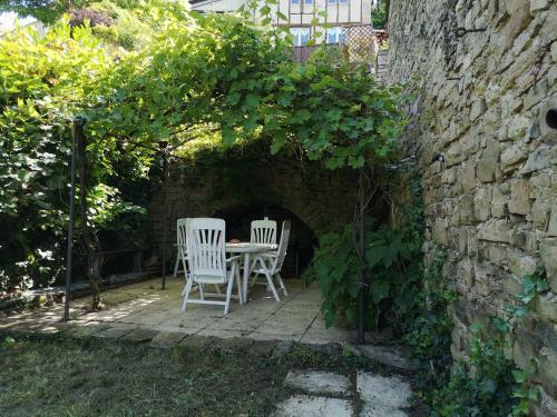 Maison Atypique � Cordes-sur-ciel 2 Chambres