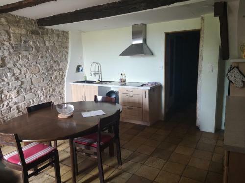 Maison Atypique � Cordes-sur-ciel 2 Chambres