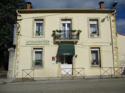 Hotel La Tour Des Fees