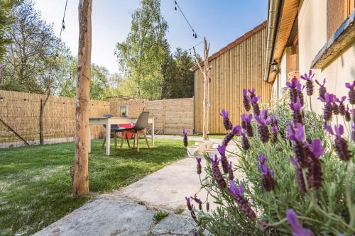 Apartamentos Gites S�r�na� Avec Vue Sur Rivi�re