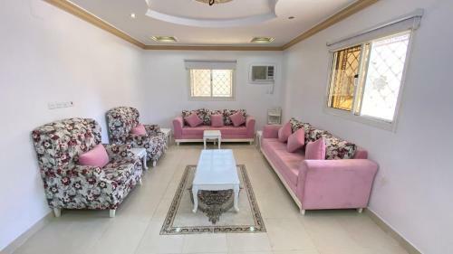 Naser Apartments
