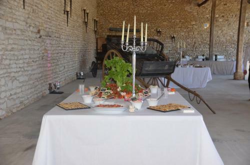 Bed & Breakfast Ch�teau De Mazi�res