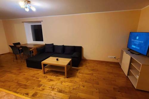 Modern & Comfy Apartment Near The Beach