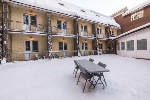 Hotel House Of The Hunter