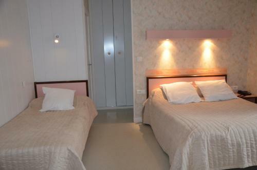 Hotel Logis Auberge De L'allagnonette