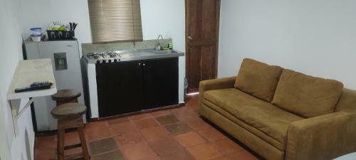 Apartamento C�modo 3 A UNA Cuadra de La Playa