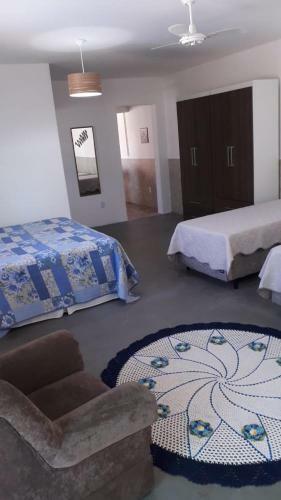 Casa de H�spedes (Continue Em Isolamento Familiar)