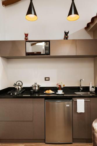 Lujoso Apartamento En Restaurada Casa Colonial
