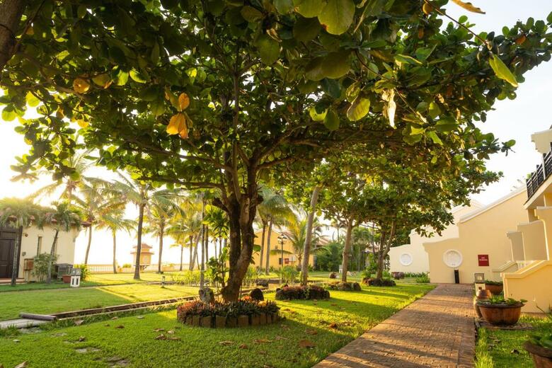Hotel Victoria Hoi An Beach Resort