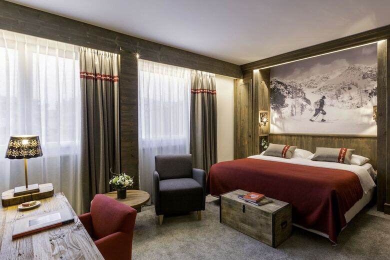 Hotel Edelweiss Manotel