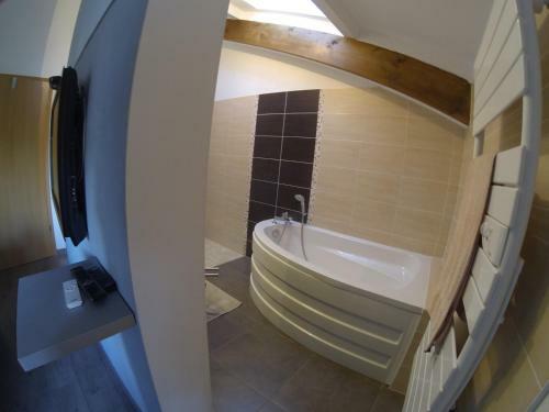 Bed & Breakfast Les G�tes De Ch�risey