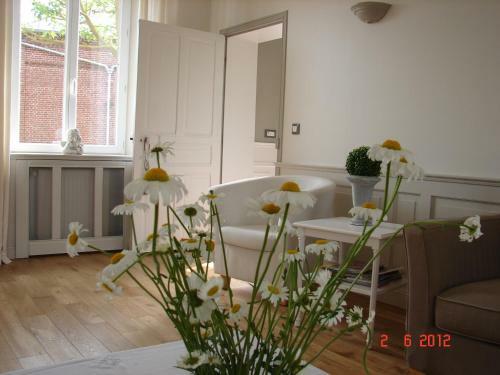 Bed & Breakfast Table Et Chambres D'h�tes Le Colombier