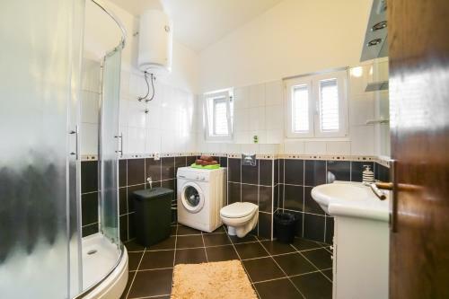 Adriatic Apartment Makarska