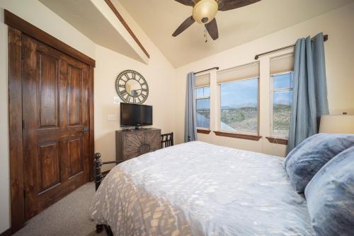 Apartamento Cozens Pointe B-301 Condo