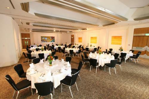 Beales Hotel