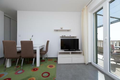 Apartments Bosiljka