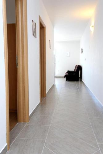 Apartments With A Parking Space Marusici, Omis - 10331