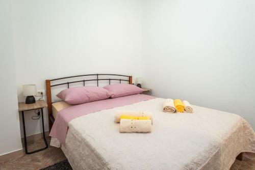 Marinus Apartments