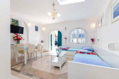 Apartment In Dramalj 39394