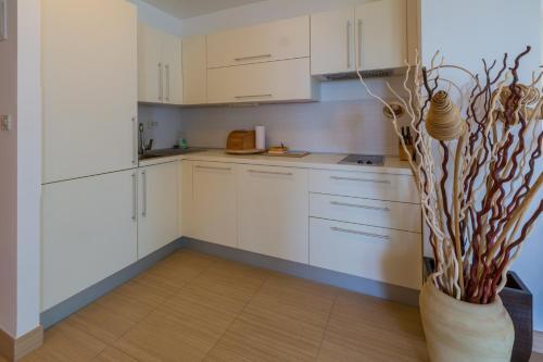 Apartments In Dramalj 41208