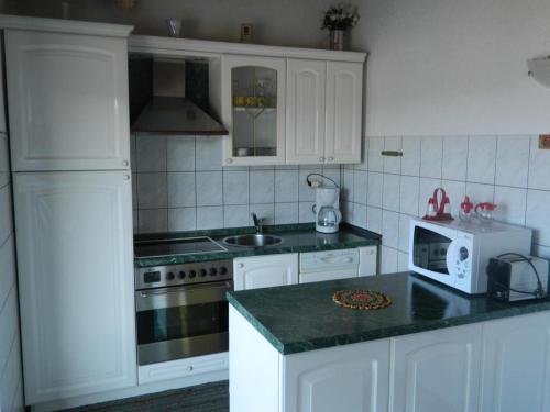 Apartments With A Parking Space Palit, Rab - 4983