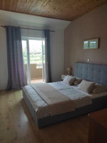 Apartment Arba 1 S Bazenom