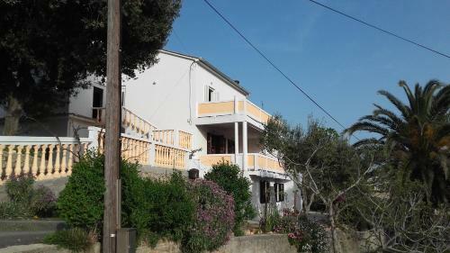 Apartments With A Parking Space Kampor, Rab - 17873