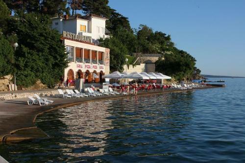 Hostal Rooms By The Sea Rab - 18786
