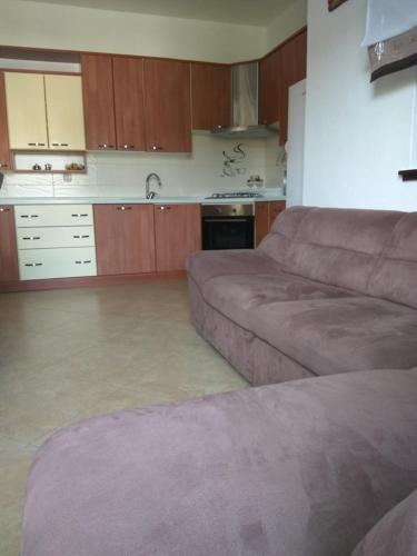 Beach Apartment (free Parking)