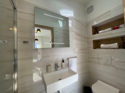 Sunlight Lux Apartment