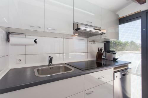 Villa Rocco Split - Luxury - Heated Salt Water Pool - Massage Jets