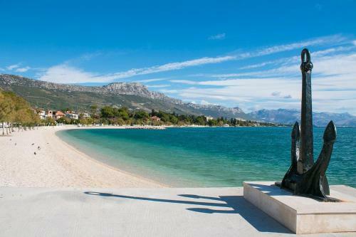 Villa Auni Grey - Heated Pool - Rooftop - Seaview - Beach