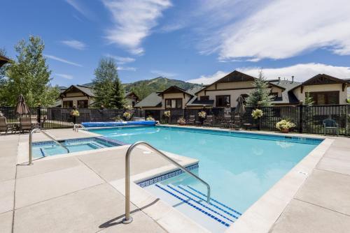Apartamento Eagleridge Lodge 201 Condo