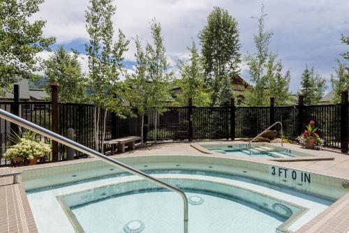 Apartamento Eagleridge Lodge 201 Condo