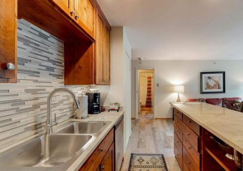 Apartamento Lion Square Lodge Condos By To