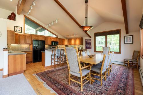 Apartamento 1834a Glacier Court