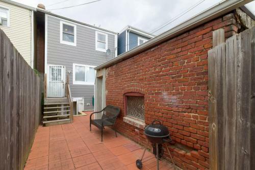 The Gray House By Gallaudet 4 Br