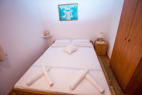 Apartments Pivac - Lokva Rogoznica