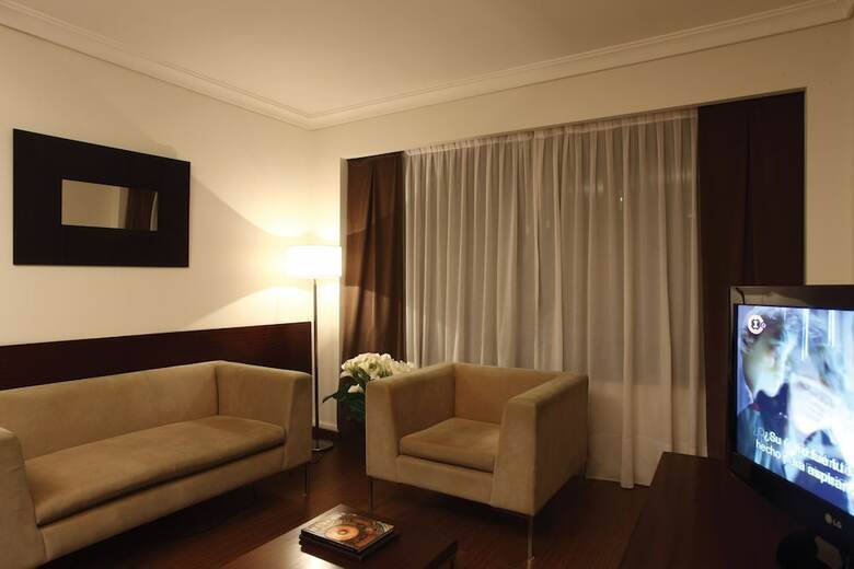 Hotel Dazzler Tower San Martin